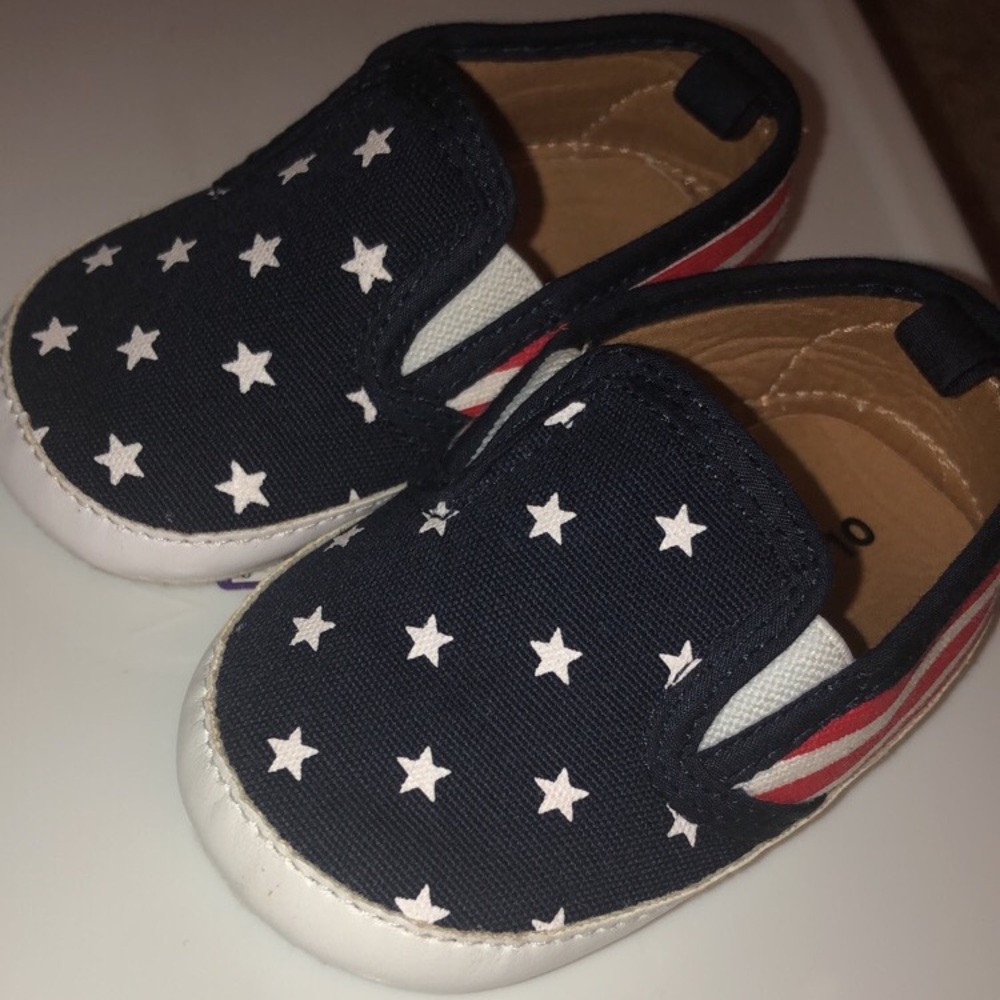 American flag baby shoes